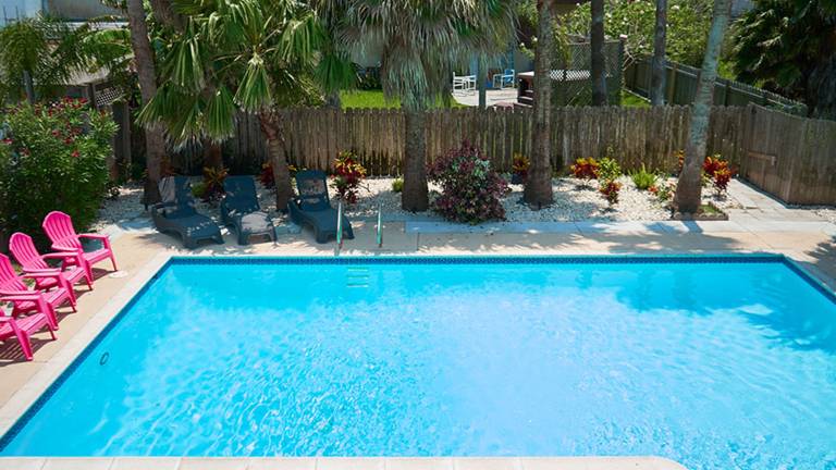 Casa Mezquite B - Walk to the beach, WiFi in South Padre Island, TX