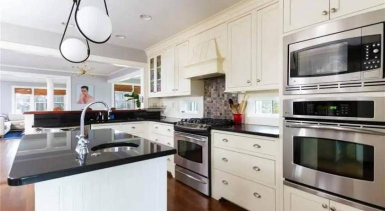 Beautiful vacation home with jacuzzi | Suitable for remote work | Pets are welcome — photo 4