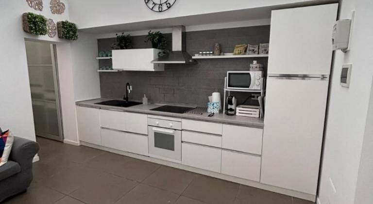 Rental apartment with 2 rooms for 4 persons — photo 3