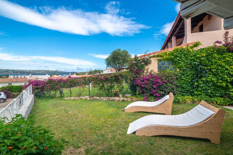Villa 'Alba Baja Sardinia' with Sea View, Shared Pool, and Wi-Fi — photo 3
