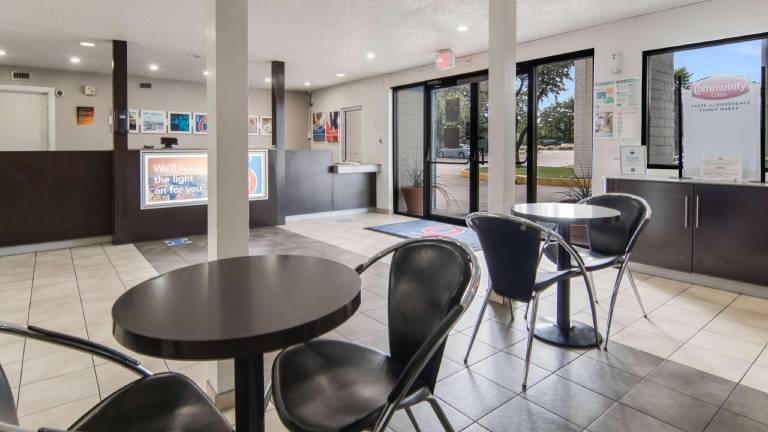 Motel 6 Addison, TX - Dallas — photo 3