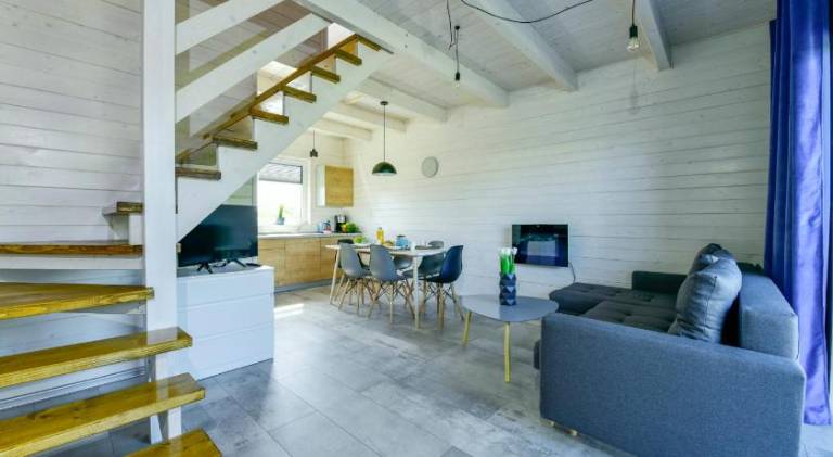 Vacation home with barbeque, terrace & garden — photo 3