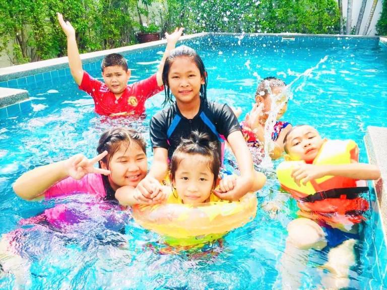 Villa with private pool, terrace & barbeque in Hua Hin