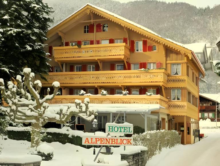 Alpenblick Hotel & Restaurant Wilderswil by Interlaken in Unterseen