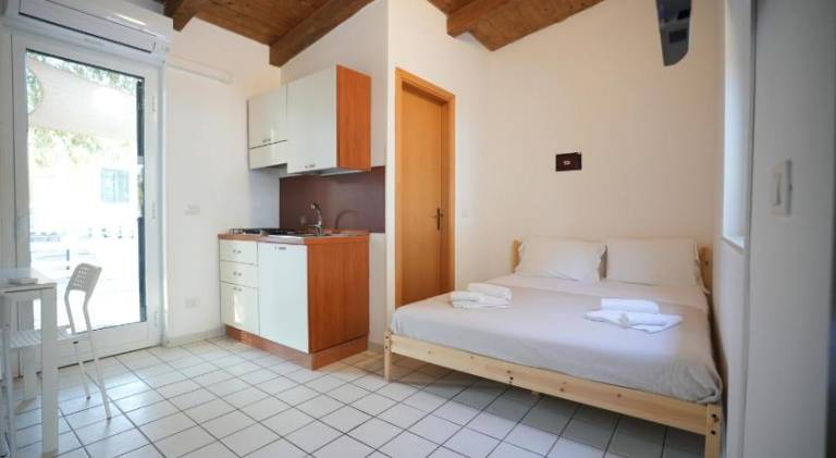 Vacation home with 2 rooms for 6 persons in Modica