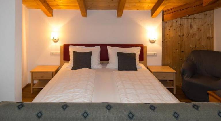 Apartment with patio & sauna | Close to the ski | Pet-friendly in Nova Levante