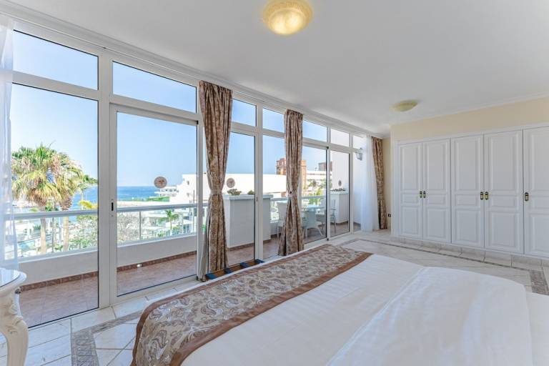 Aparthotel Costa Adeje
