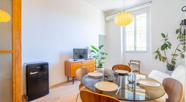 Apartment | Next to Notre-Dame de la Garde | Pets allowed in Marseille
