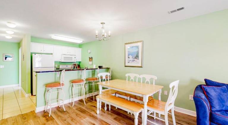 Charming vacation home | Close to the beach | Pets allowed — photo 3