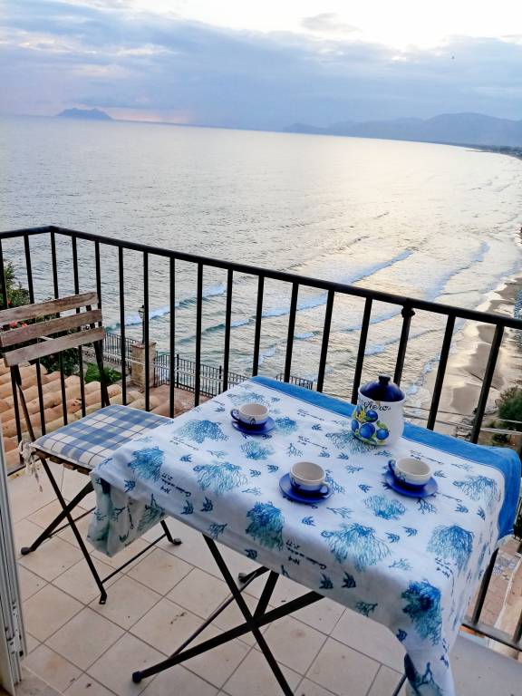 Holiday apartment with 2 rooms for 5 persons — photo 3