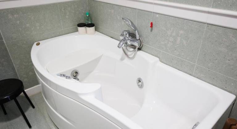 Rental apartment with 2 rooms for 4 persons — photo 4