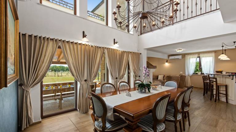 Villa with terrace, sauna & yard — photo 4