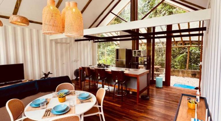 Vacation home with terrace, garden & grill — photo 5