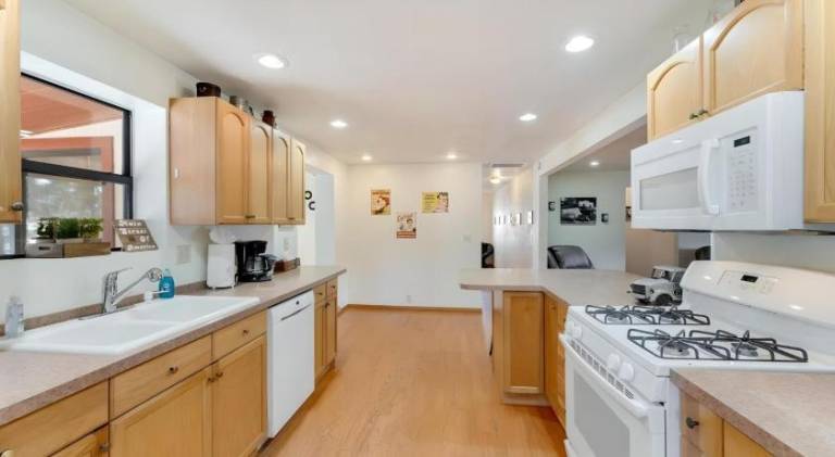 Fully equipped house with patio | Suitable for remote work | Pet-friendly — photo 2