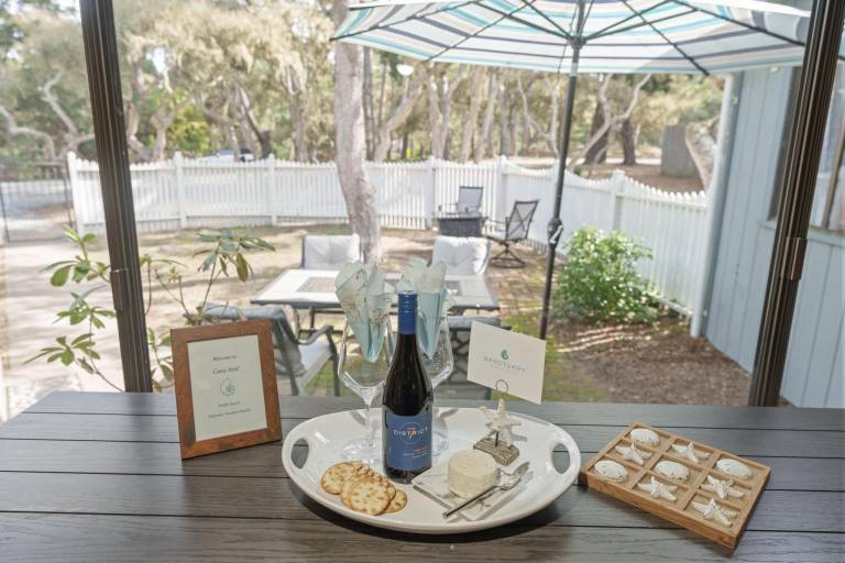 Vacation home with barbecue & yard — photo 4