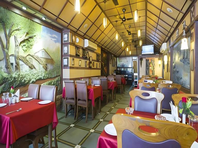 Hotel Benzy Palace, Near Mumbai International Airport — photo 3