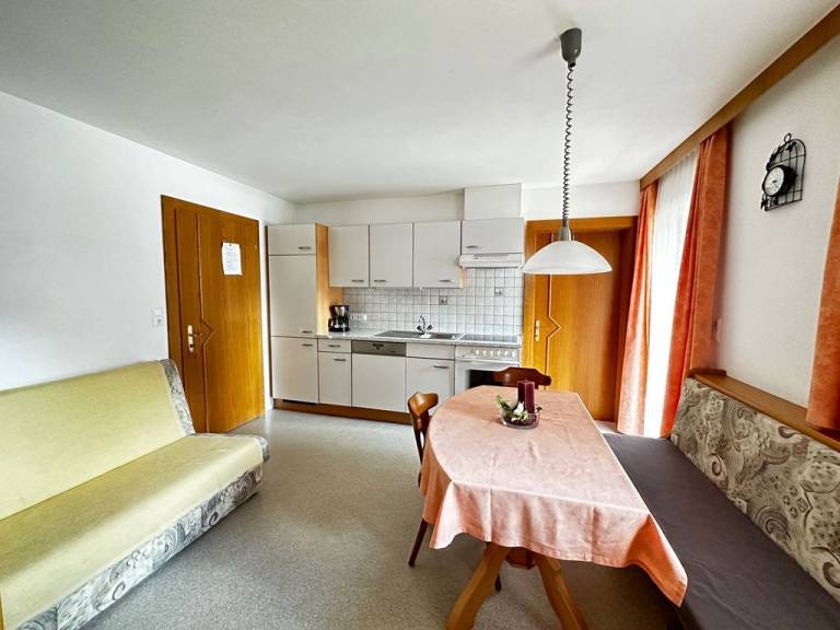 Ferienwohnung mit Hund in Alpbach für max. 4 Personen Ferienwohnung mit Hund in Alpbach für max. 4 Personen