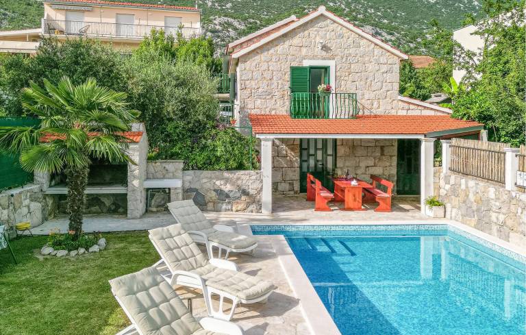 House  Omiš