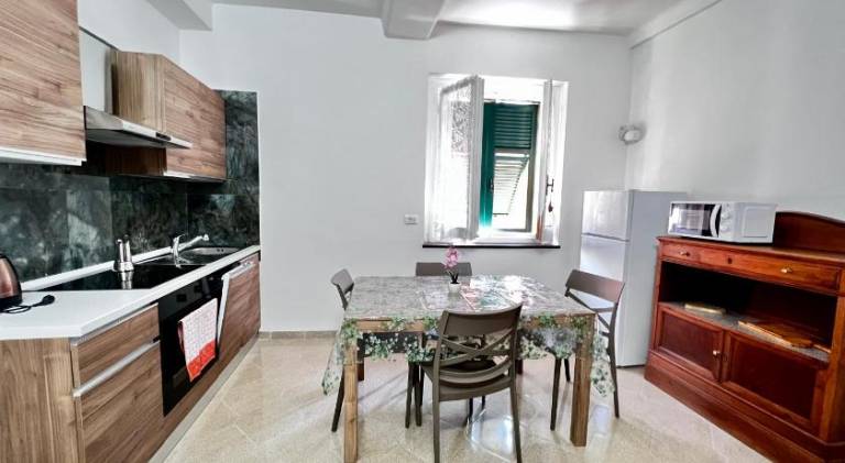 Apartment with 1 room for 4 persons in Rapallo