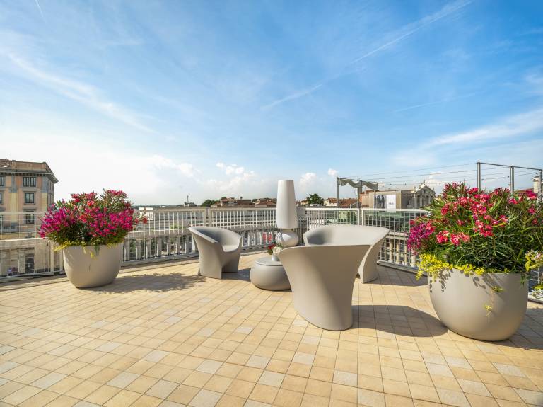 Holiday apartment with patio | Next to Grand Canal — photo 3
