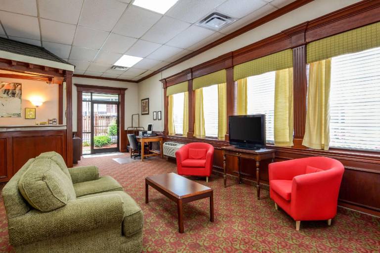 Baymont by Wyndham Front Royal Near Shenandoah National Park — photo 4