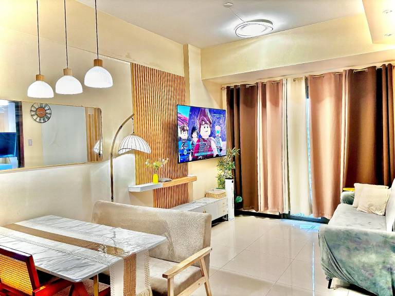 Holiday apartment with pool in Pasay