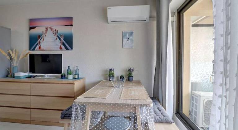 Pleasant holiday apartment with patio | Next to the beach | Pets allowed — photo 2