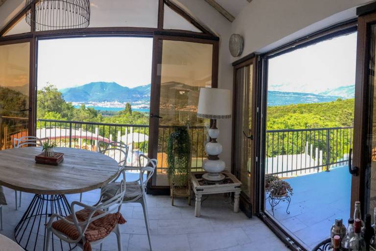 Villa with BBQ, yard & private pool | Sea view — photo 4