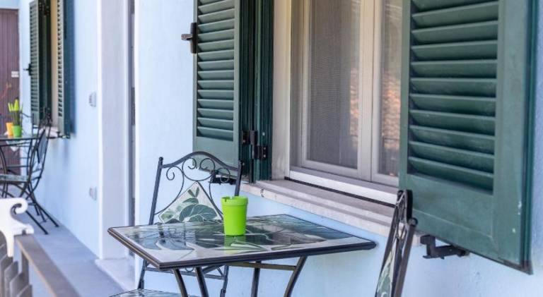 Holiday apartment with yard & patio | Good for workation — photo 3