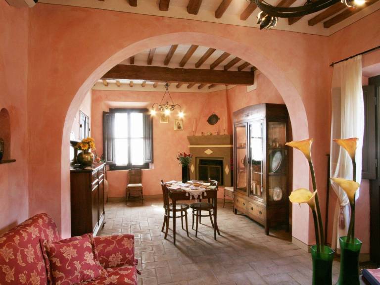 Big vacation home with terrace, yard & private pool | Pets allowed — photo 4