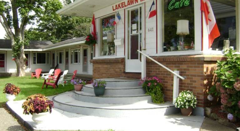 Lakelawn B&B and Motel — photo 4