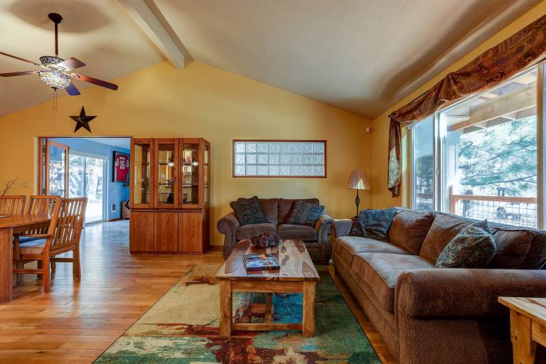 Vacation home with terrace — photo 4