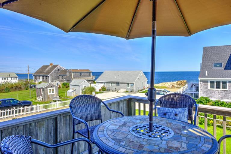Children-friendly beautiful vacation home with patio & barbeque | Beach view | Beach nearby | Pets allowed — photo 5