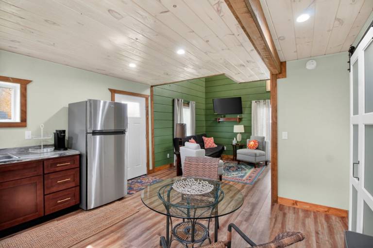 Condo with 1 room for 4 persons — photo 2