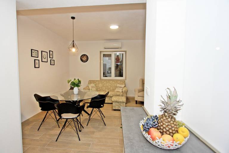 Apartments Irena — photo 4