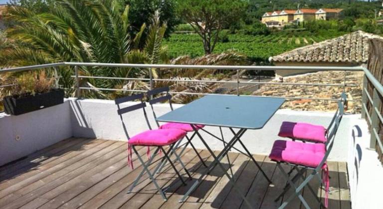 Apartment with patio, grill & private pool | Perfect for remote work | Pet-friendly — photo 4