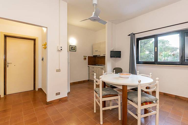 Apartment with barbecue — photo 5