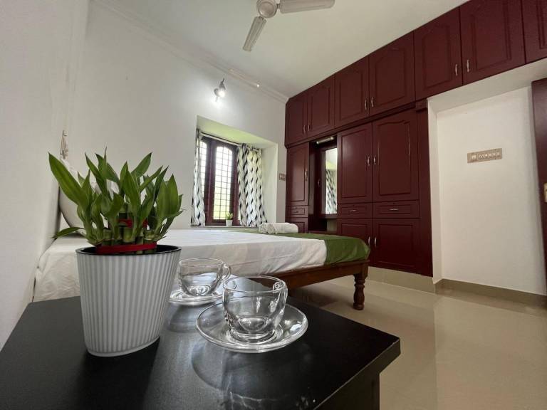 House with 2 rooms for 5 persons — photo 2