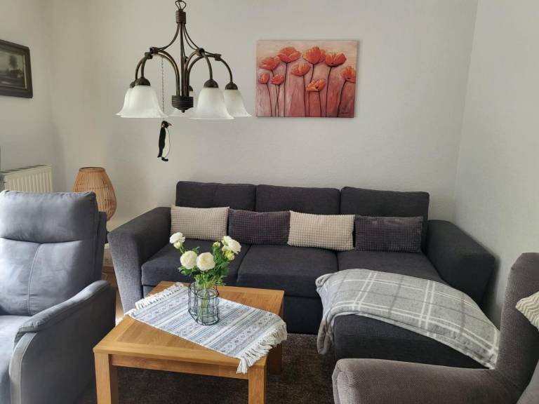 Family-friendly pleasant rental apartment with grill, yard & terrace | Garden view | Dogs allowed — photo 2