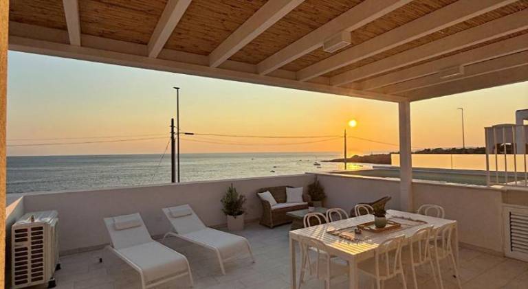 House with private pool & terrace — photo 2