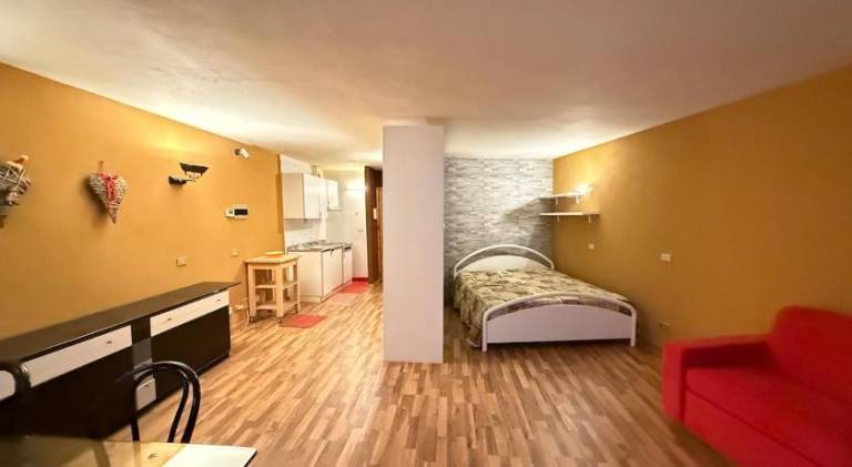 Apartment with 1 room for 4 persons — photo 2