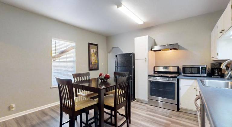 House with 2 rooms for 4 persons — photo 3