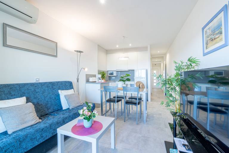 Wonderful rental apartment with terrace & yard | Beach nearby | Dogs allowed — photo 3