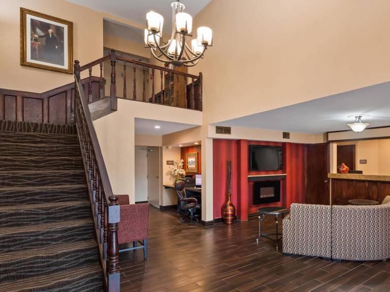 Baymont by Wyndham Bellevue/Omaha — photo 3