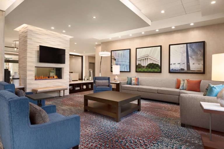 Homewood Suites by Hilton Arlington Rosslyn Key Bridge — photo 2