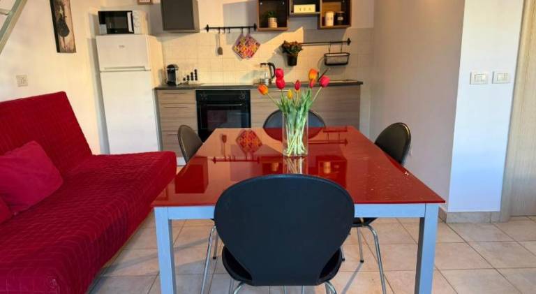 Rental apartment with 2 rooms for 6 persons — photo 3