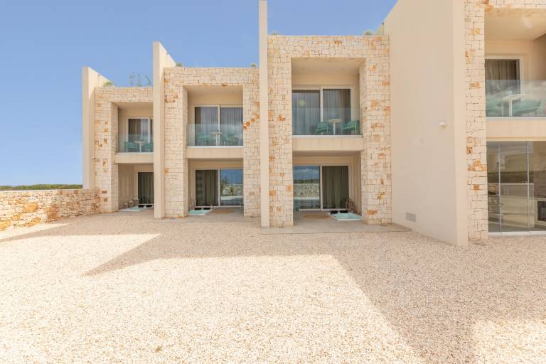 Villa with hot tub, BBQ & private pool | Sea view — photo 4