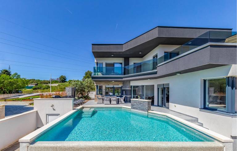 Ferienhaus in Pula, Vintijan f&uuml;r max. 8 Personen