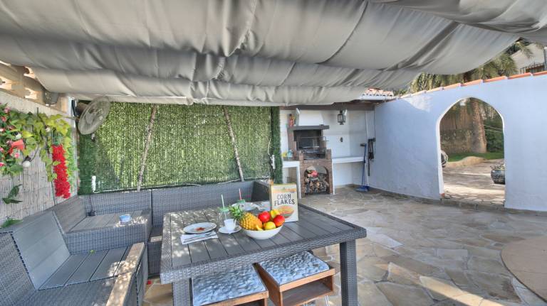 Villa with patio, private pool & grill | Pets are welcome — photo 3