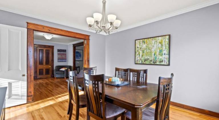 Spacious 3BR Parking Pet-Friendly — photo 3